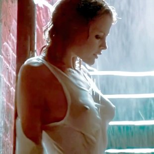 Kim Basinger Nude Scenes From "9½ Weeks" remasterisées et améliorées