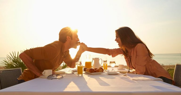 Une nouvelle émission de rencontres cherche des « célibataires sexy » pour passer l&rsquo;été dans une villa de luxe